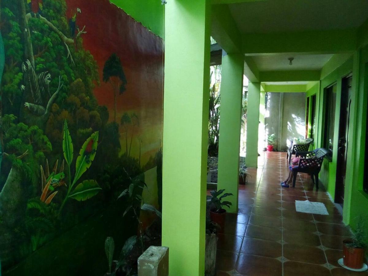 Cabinas El Muellecito Tortuguero Eksteriør billede